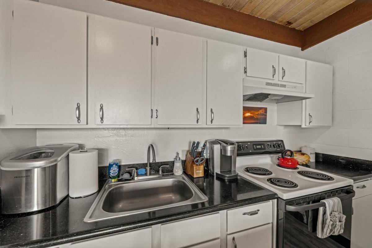 Newly Upgraded 1Br Unit Near Beach Max Of 5 Guests Kailua-Kona Exterior foto